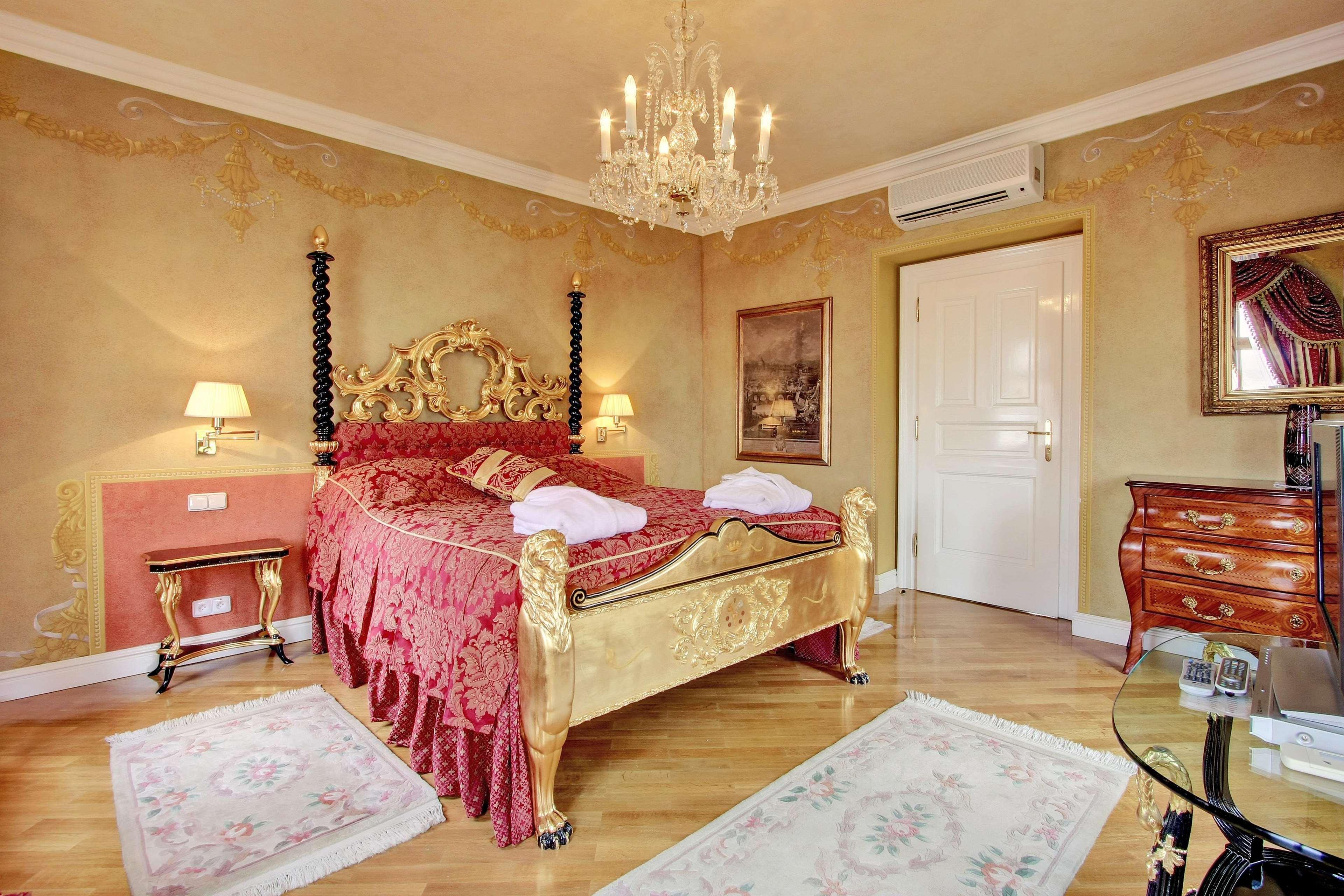 Alchymist Grand Hotel And Spa - Preferred Hotels & Resorts Прага Екстер'єр фото