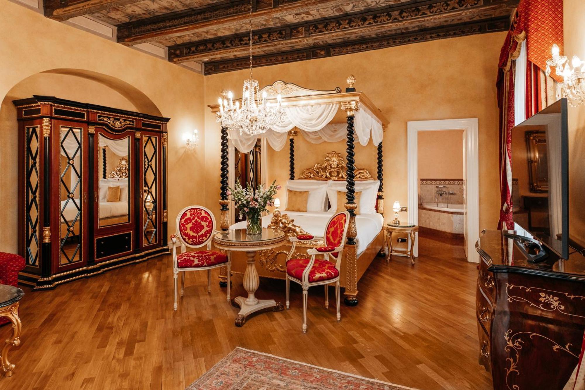 Alchymist Grand Hotel And Spa - Preferred Hotels & Resorts Прага Екстер'єр фото