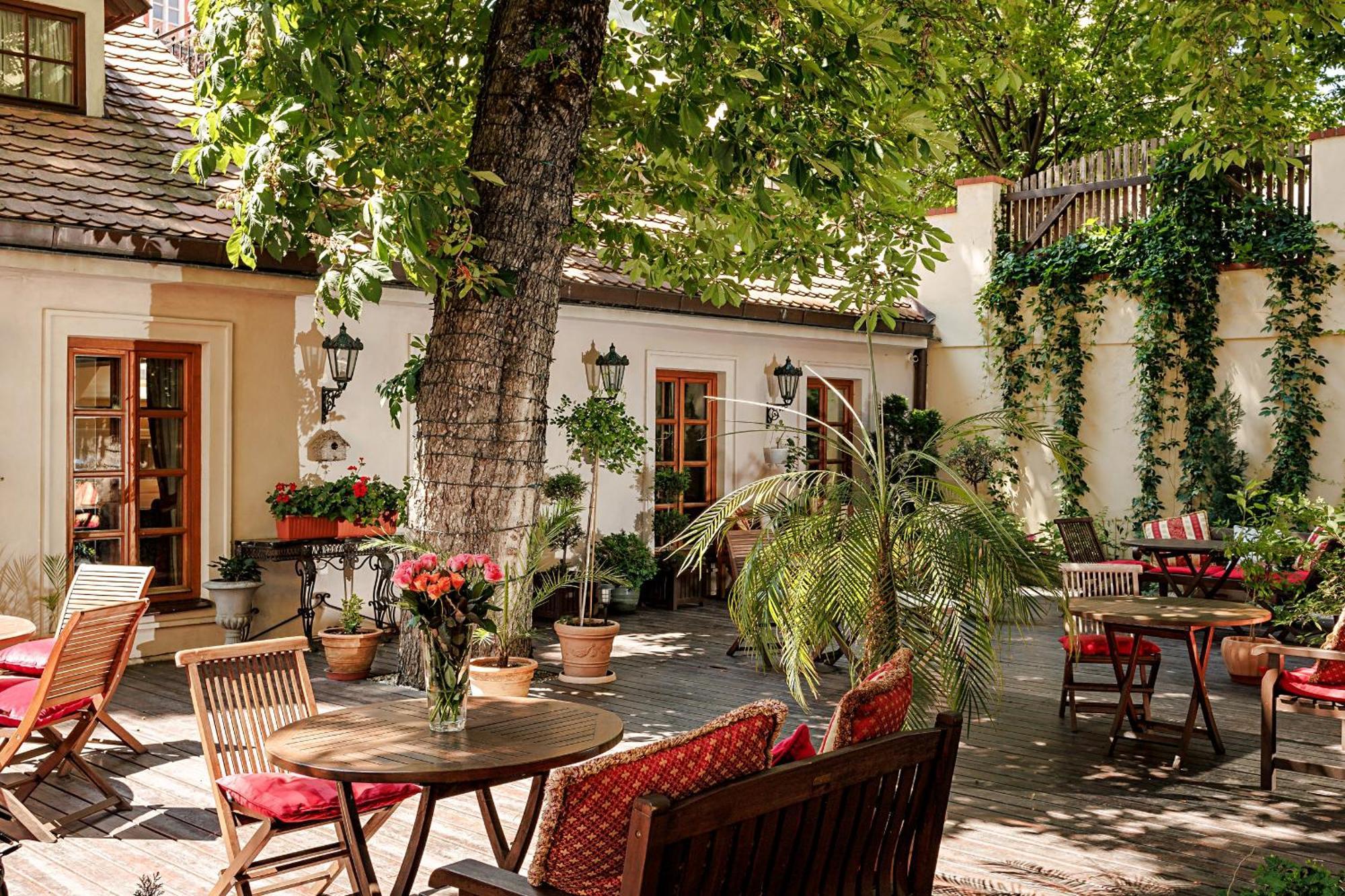 Alchymist Grand Hotel And Spa - Preferred Hotels & Resorts Прага Екстер'єр фото